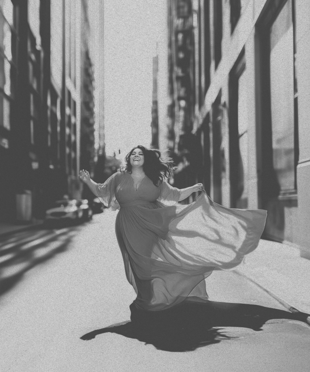 Lauren Diana in black and white